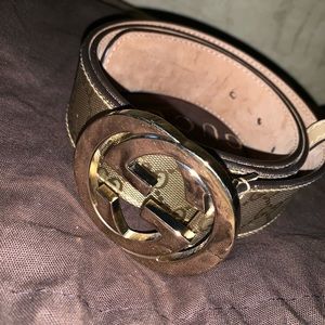 Designer gold Gucci belt
